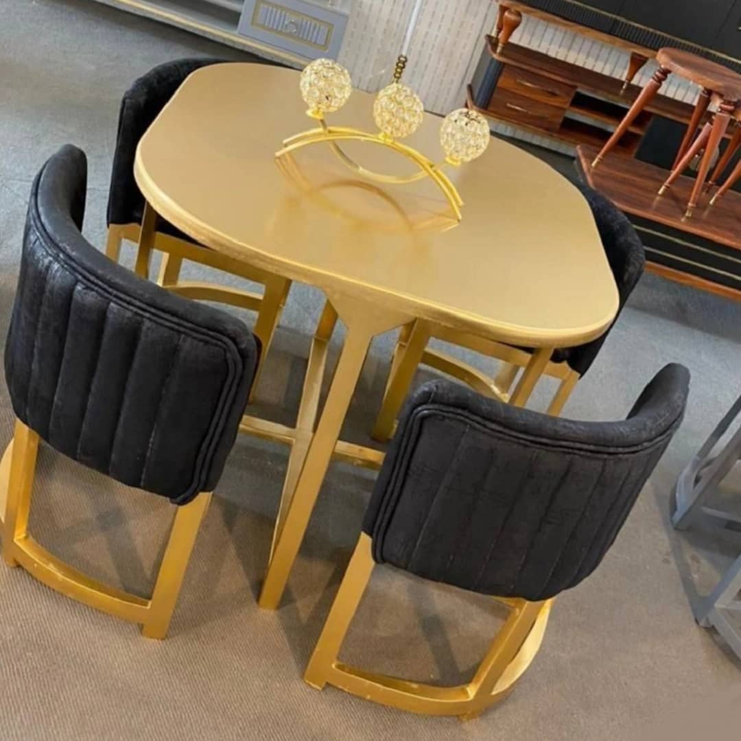 ناهارخوری کمجا