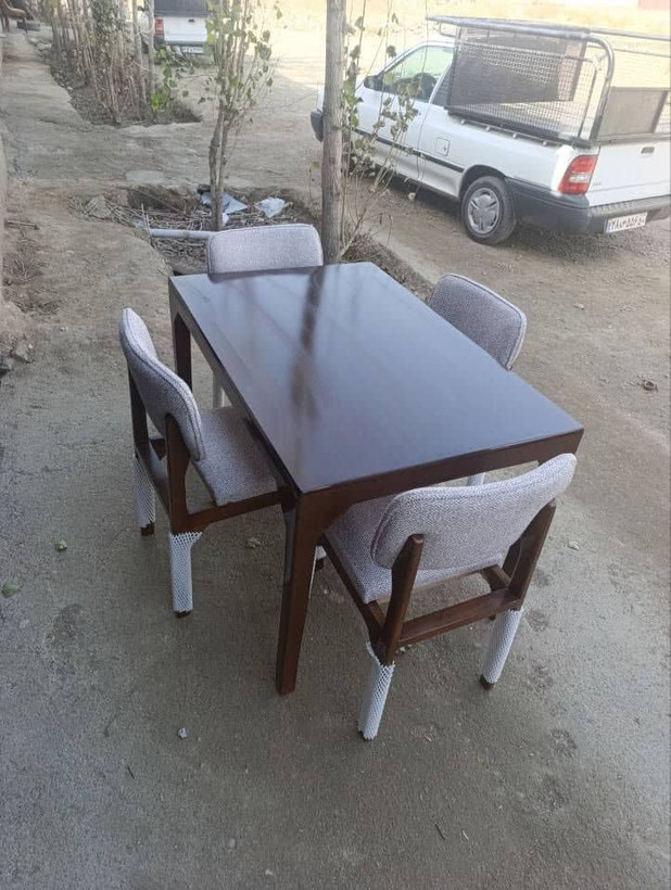میز و صندلی ناهارخوری چهارنفره نوبل